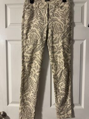 J. McLaughlin Cream & Gray animal print Jeans